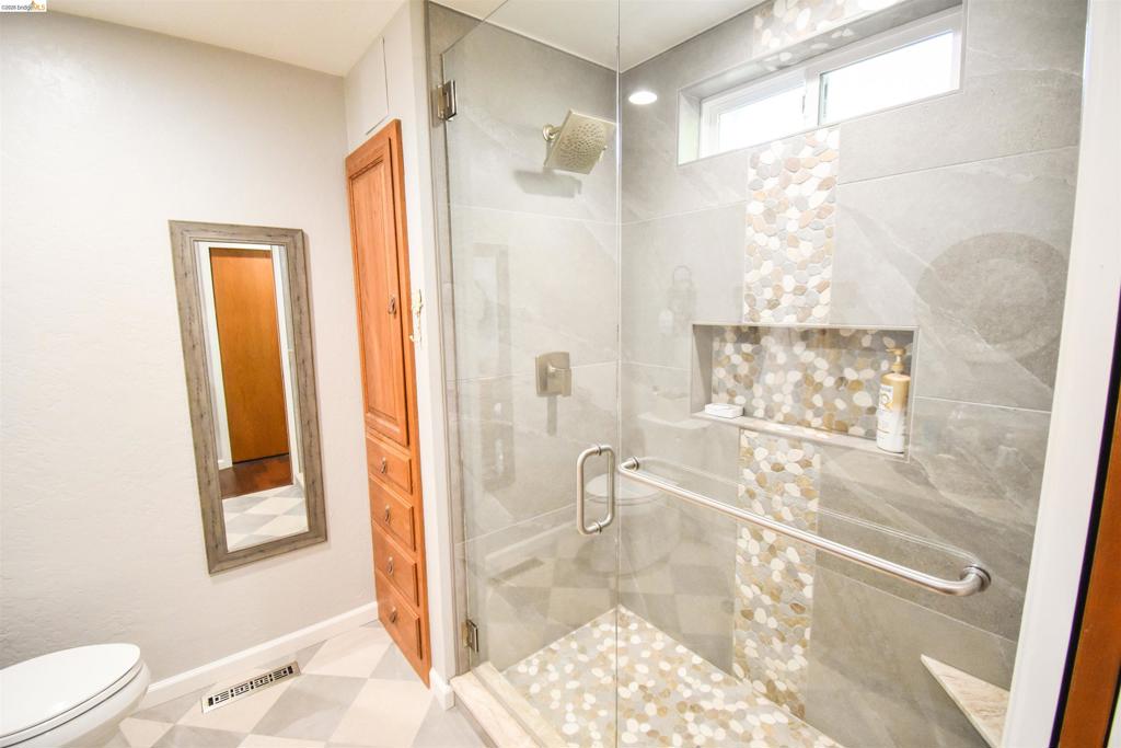 20595 Lori Ln Property Photo 24