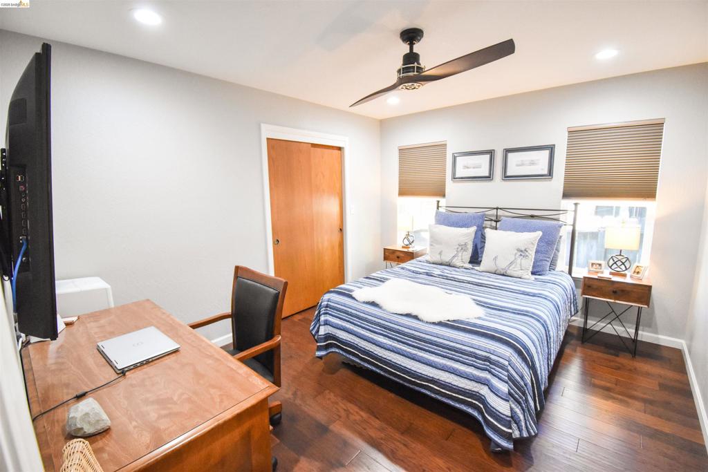20595 Lori Ln Property Photo 25