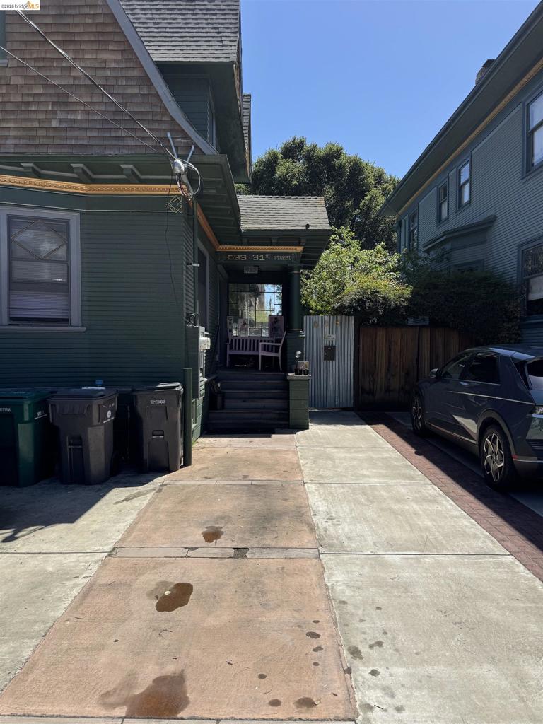 533 31st Street Property Photo 8