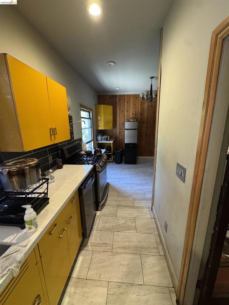 533 31st Street Property Photo 14