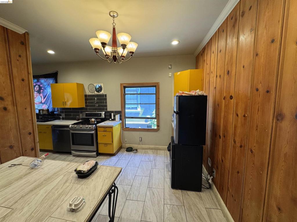 533 31st Street Property Photo 15