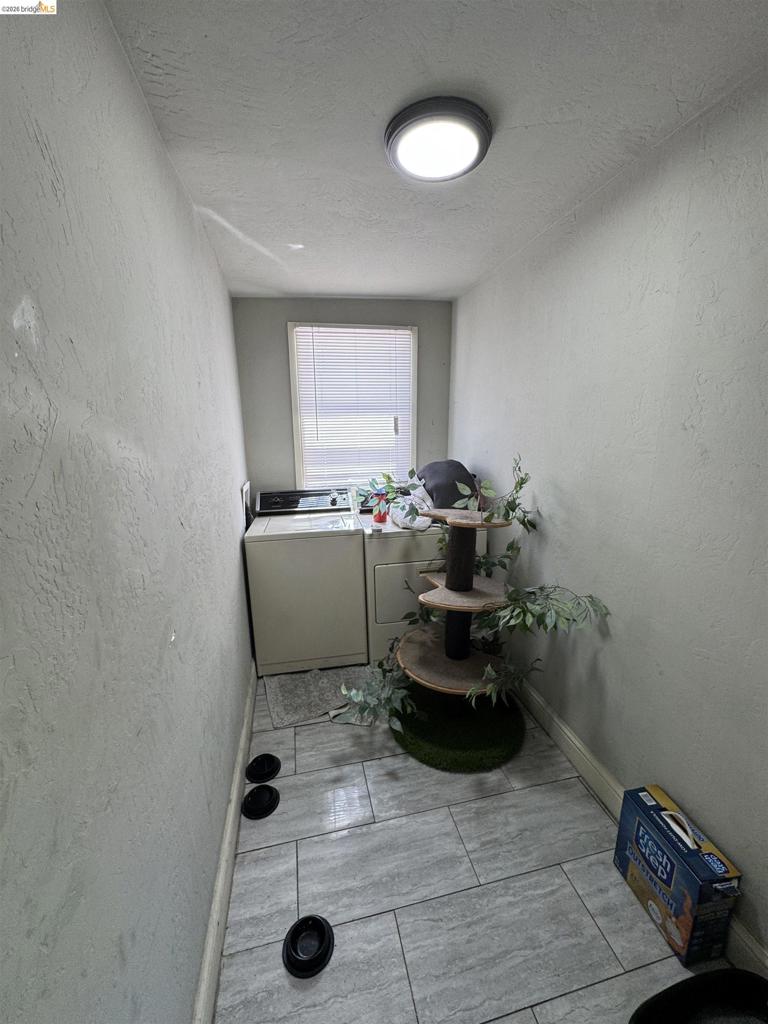 533 31st Street Property Photo 22