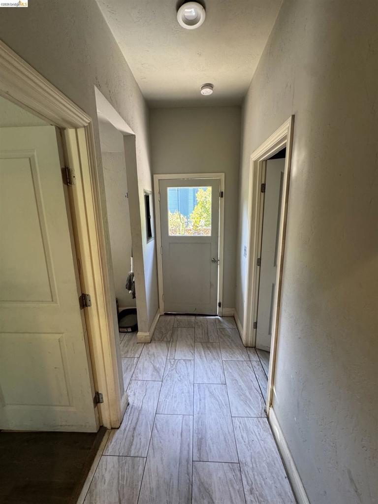 533 31st Street Property Photo 23