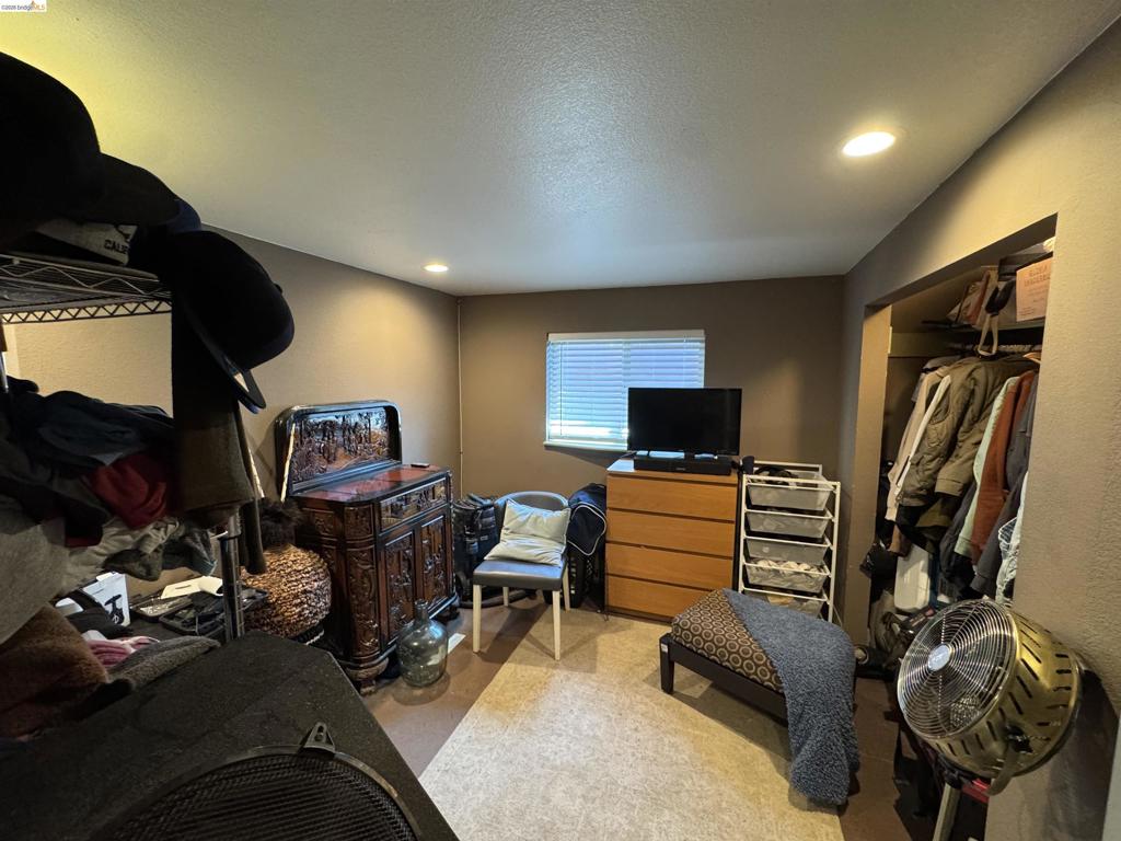 533 31st Street Property Photo 29