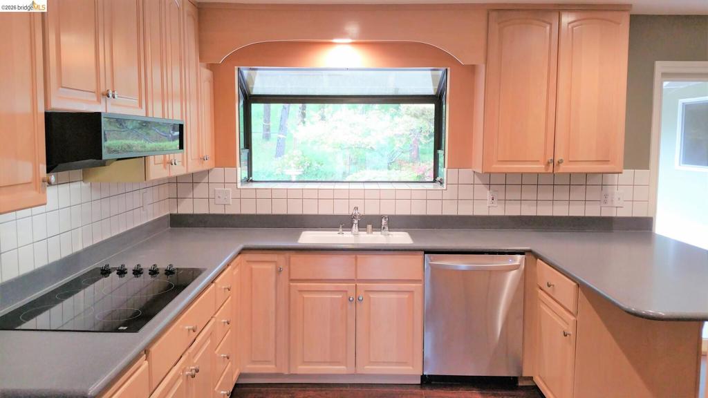 29 Thorndale Pl Property Photo 1