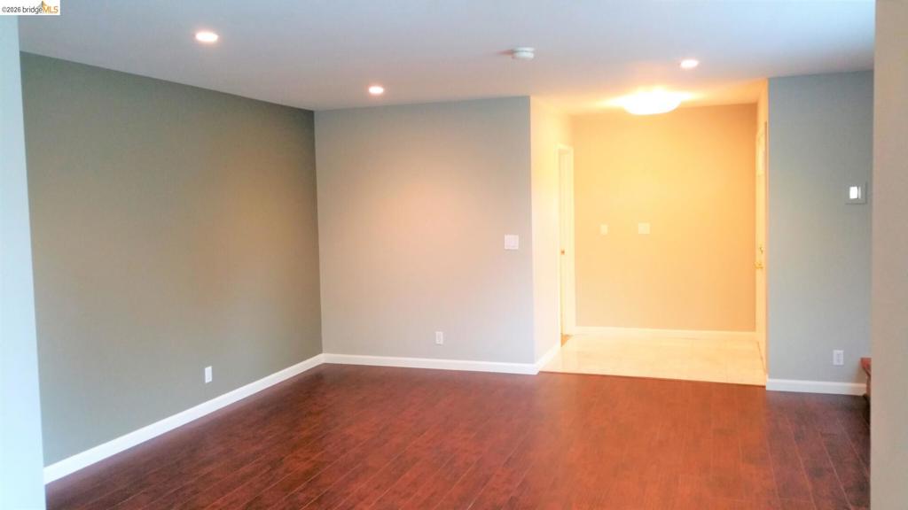 29 Thorndale Pl Property Photo 8