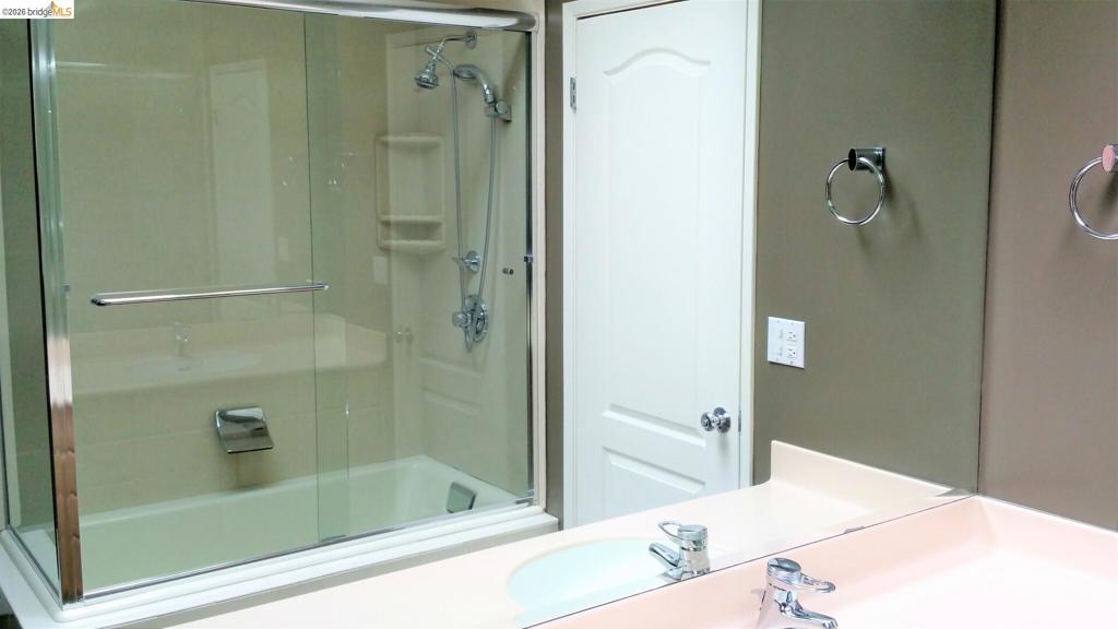29 Thorndale Pl Property Photo 11