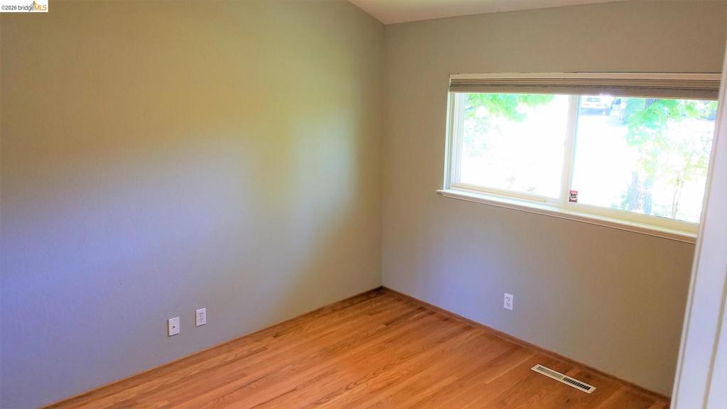 29 Thorndale Pl Property Photo 25