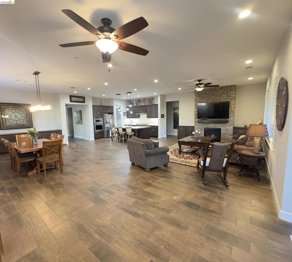 7270 Keyesport Way Property Photo 11