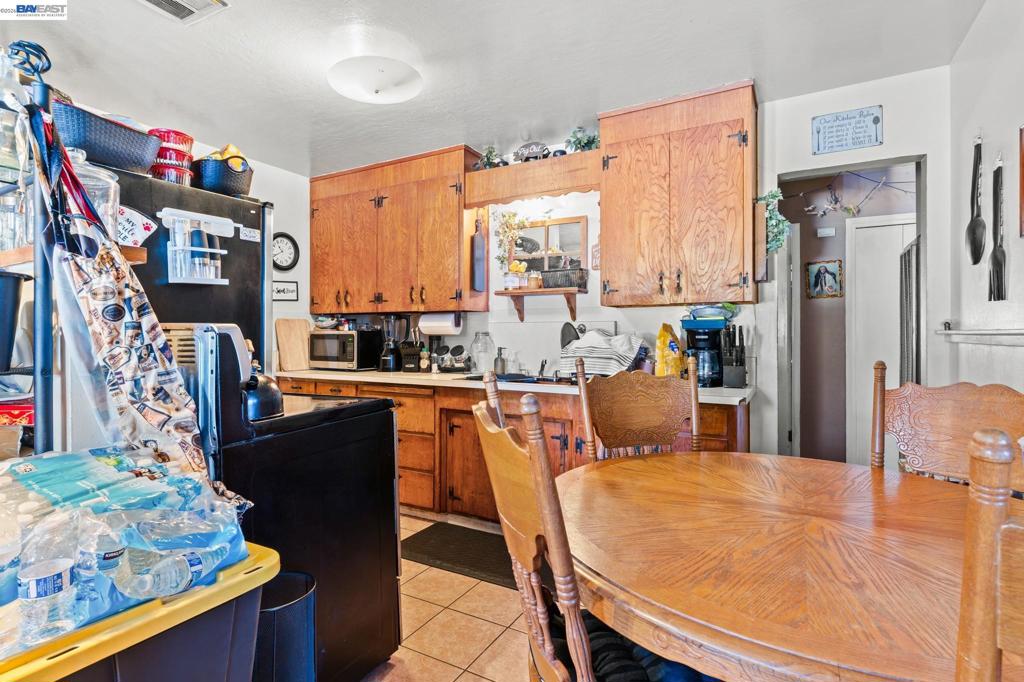 1251 Bellina St Property Photo 8
