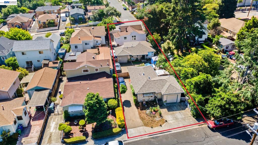 1251 Bellina St Property Photo 18