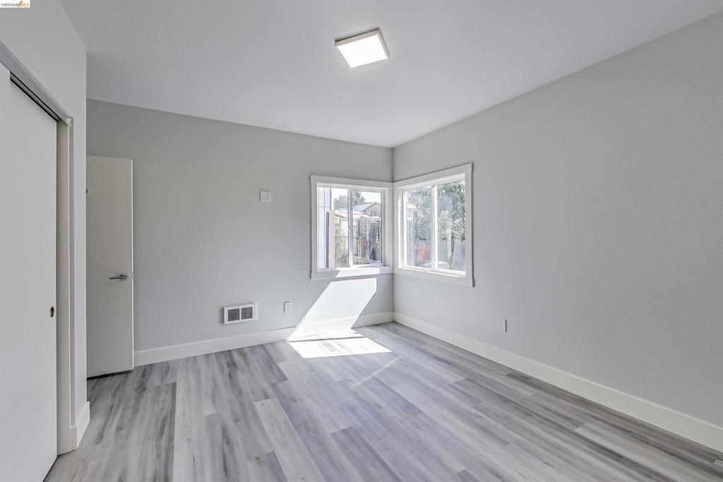 3411 Adeline St Property Photo 25