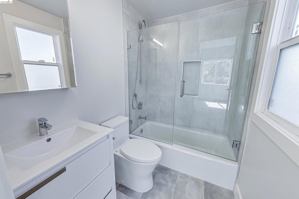 3411 Adeline St Property Photo 27