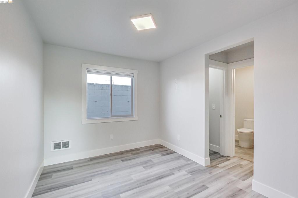 3411 Adeline St Property Photo 41
