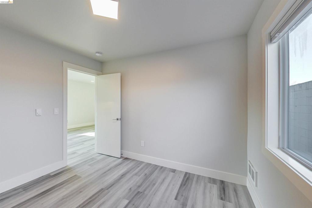 3411 Adeline St Property Photo 43