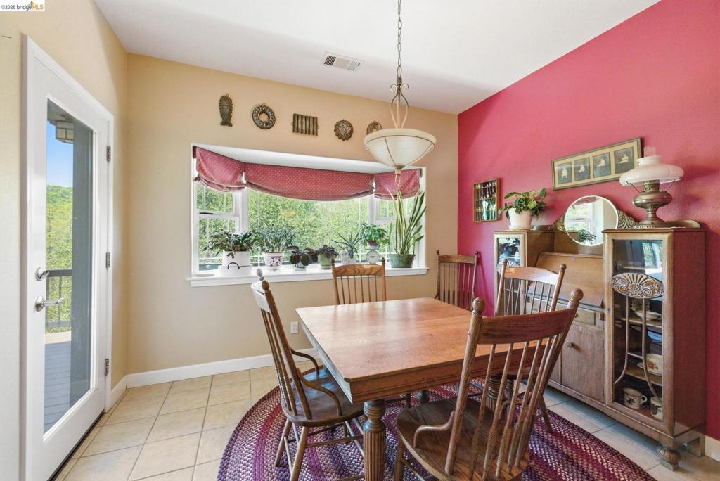 690 Golden Gate Circle Property Photo 13