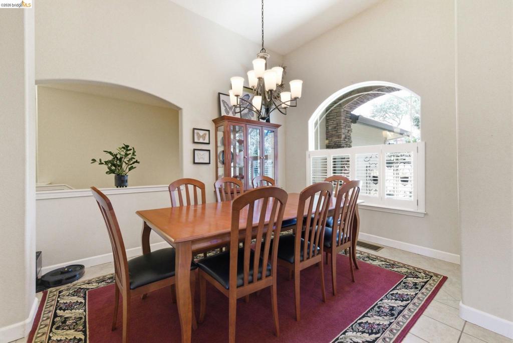 690 Golden Gate Circle Property Photo 15