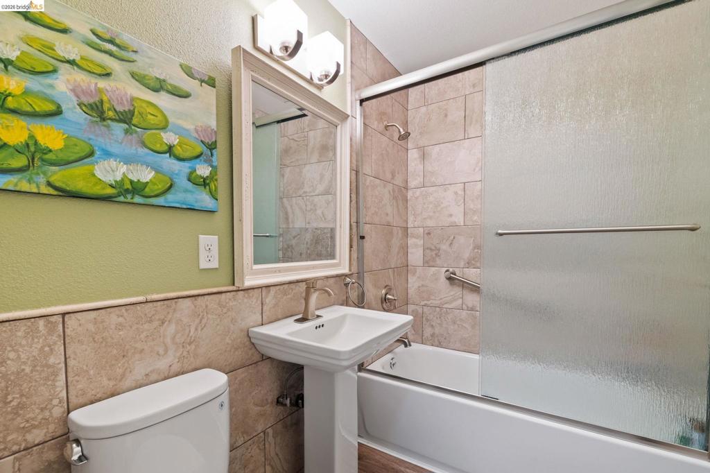 21916 Phoenix Lake Property Photo 28