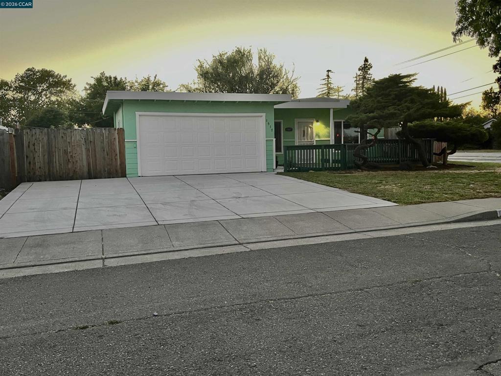1517 Garfield St Property Photo 27