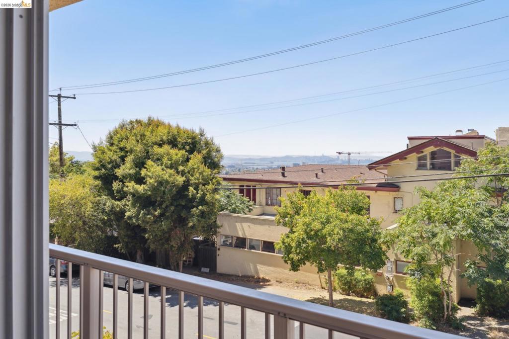 2 Panoramic Way 105 Property Photo 13
