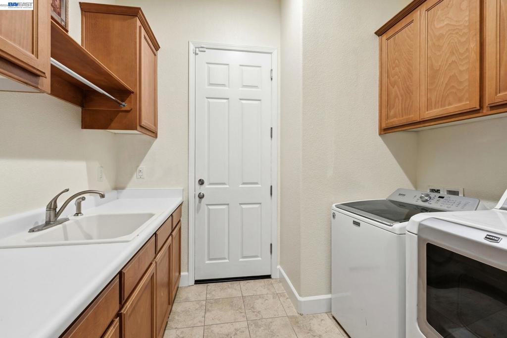 2359 Happy Valley Ln Property Photo 40