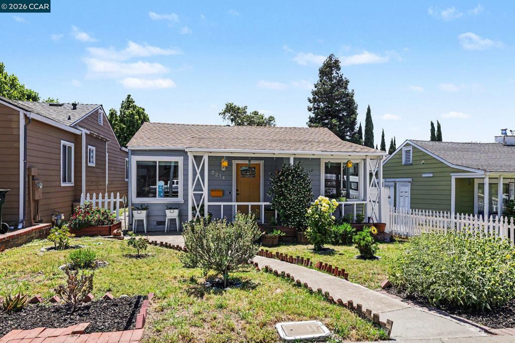 2214 Pacheco Blvd Property Photo 2