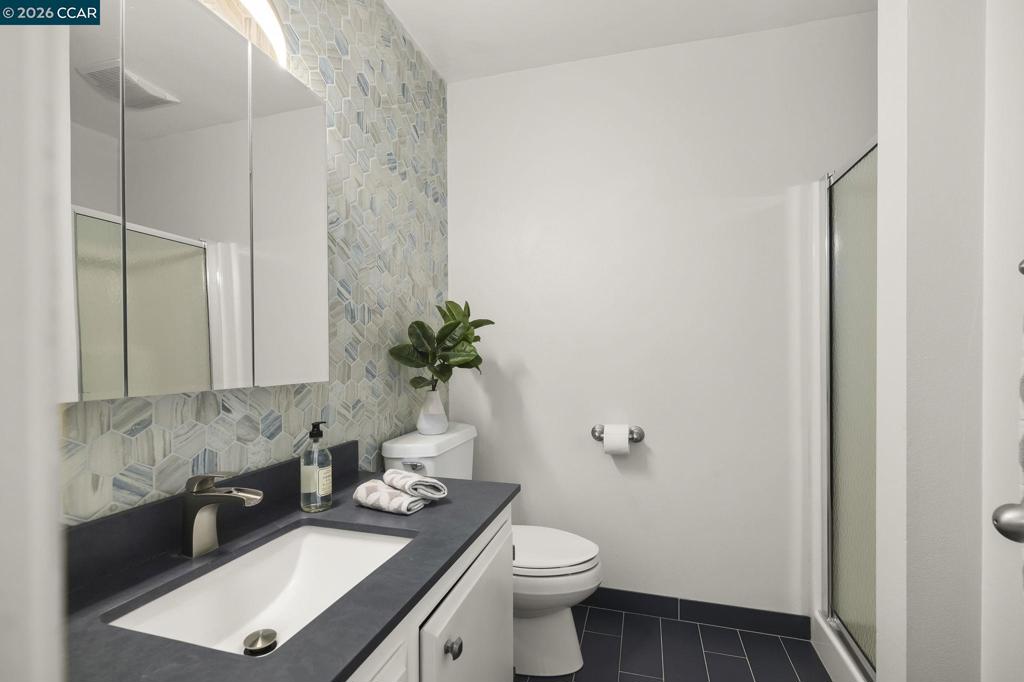 1325 Sumac Cir Property Photo 11