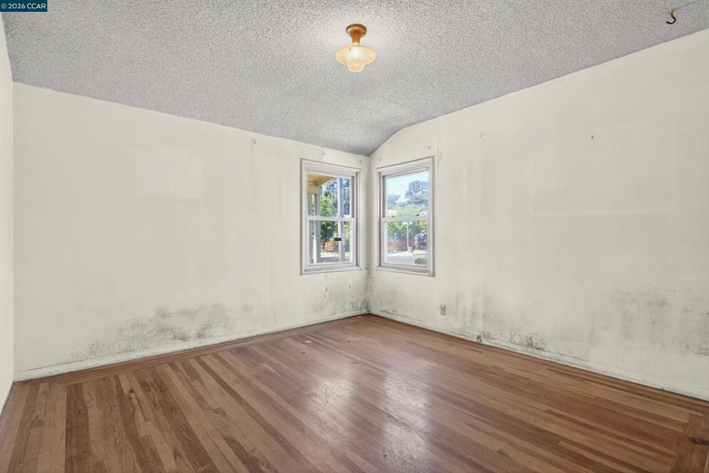 5526 Carl Ave Property Photo 23