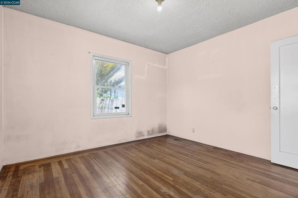 5526 Carl Ave Property Photo 32