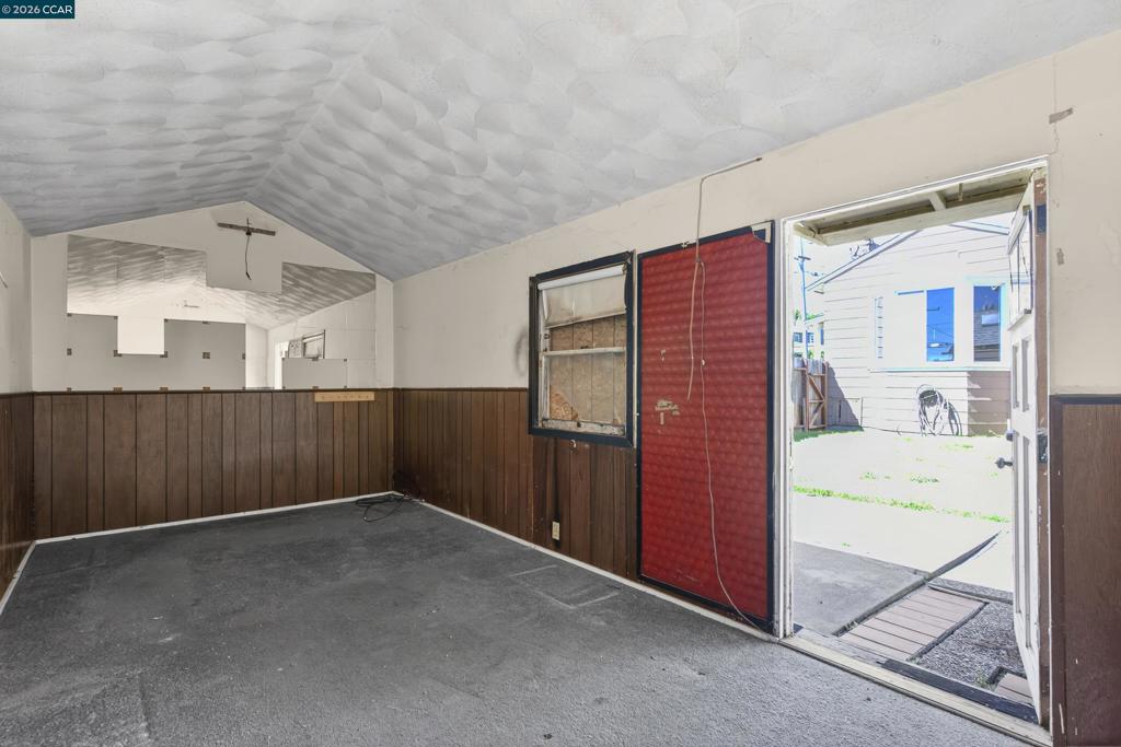 5526 Carl Ave Property Photo 43