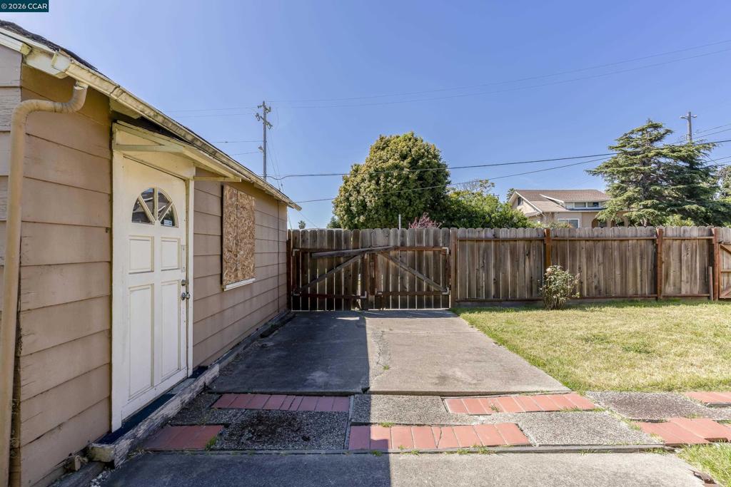 5526 Carl Ave Property Photo 45