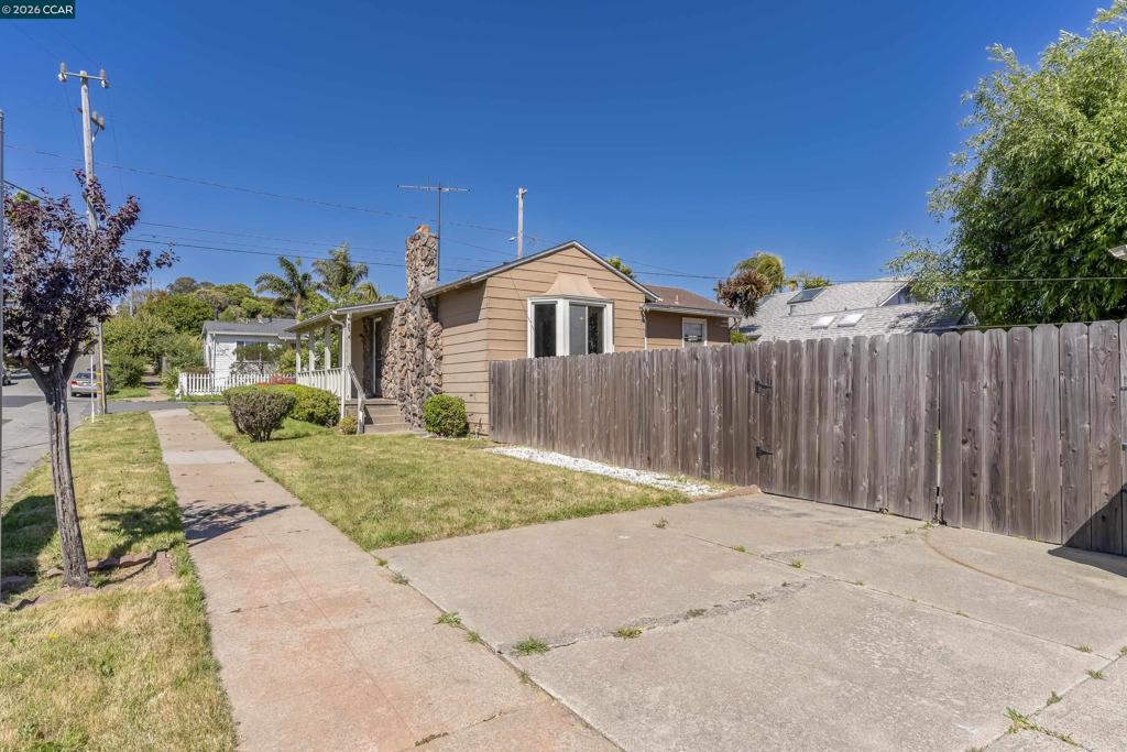 5526 Carl Ave Property Photo 46