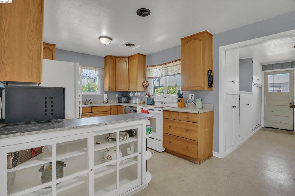 2080 Ohara Ave Property Photo 8