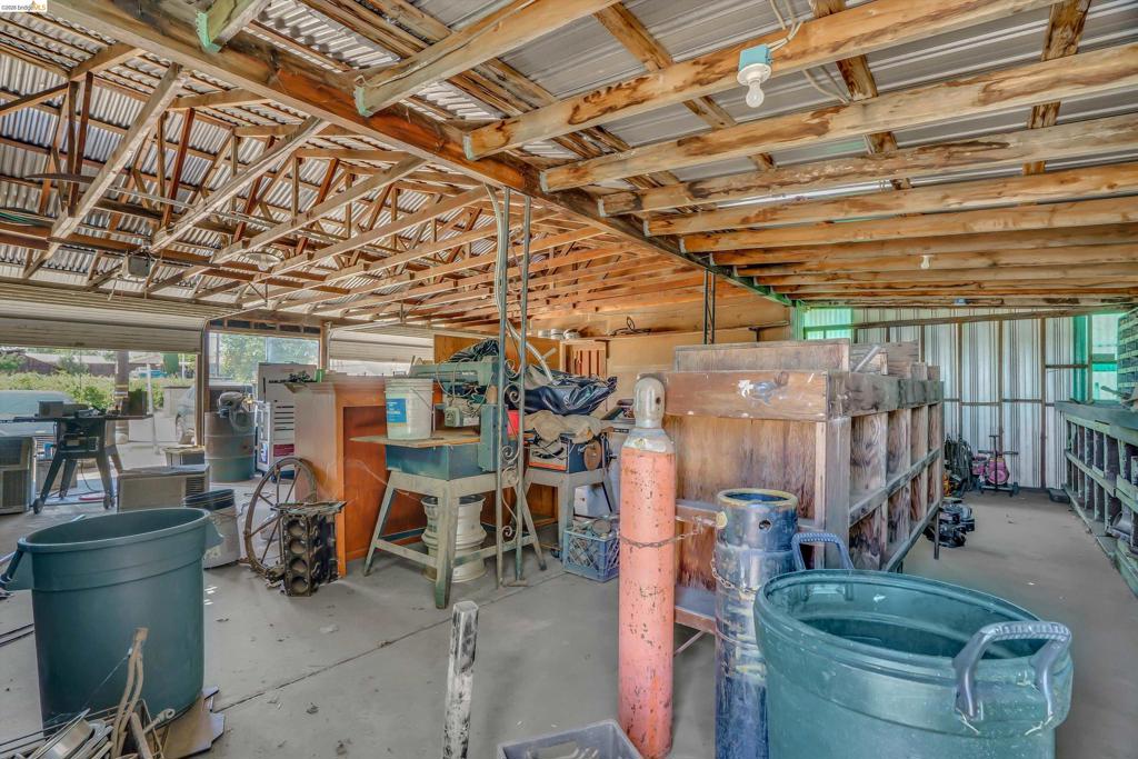 2080 Ohara Ave Property Photo 29