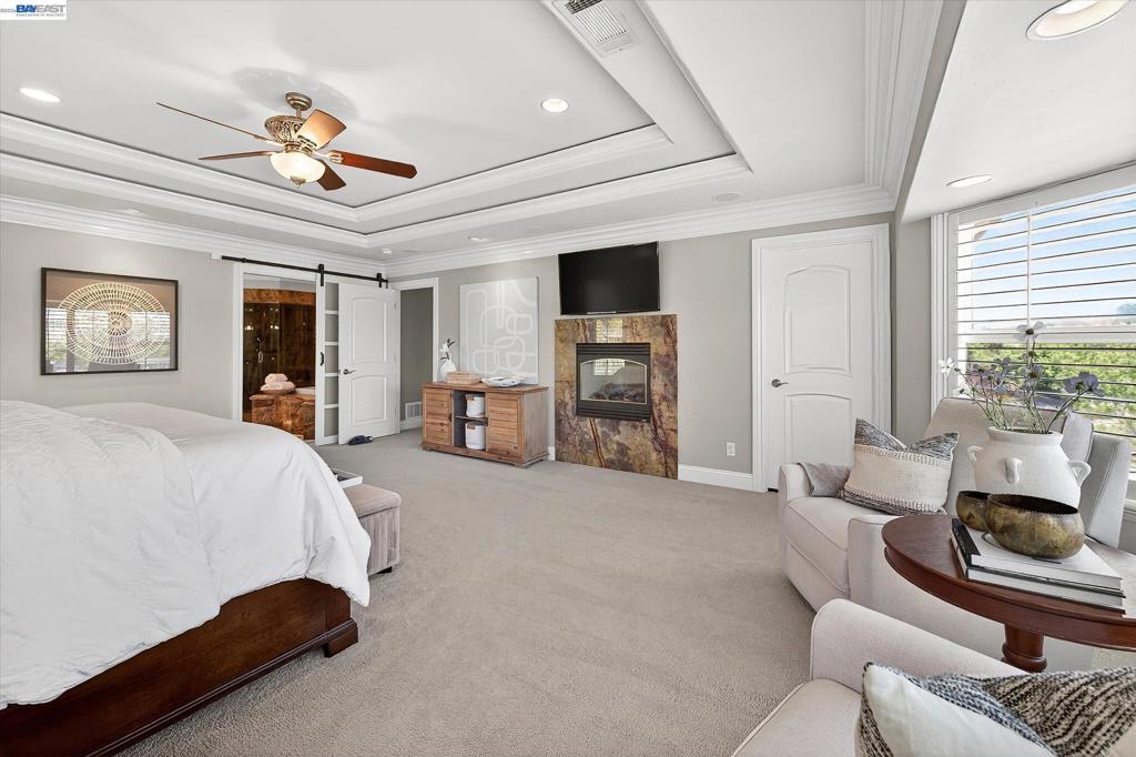 2337 Grosvenor Heights Ct Property Photo 47