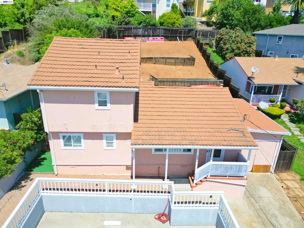 2082 Placer Drive Property Photo 4