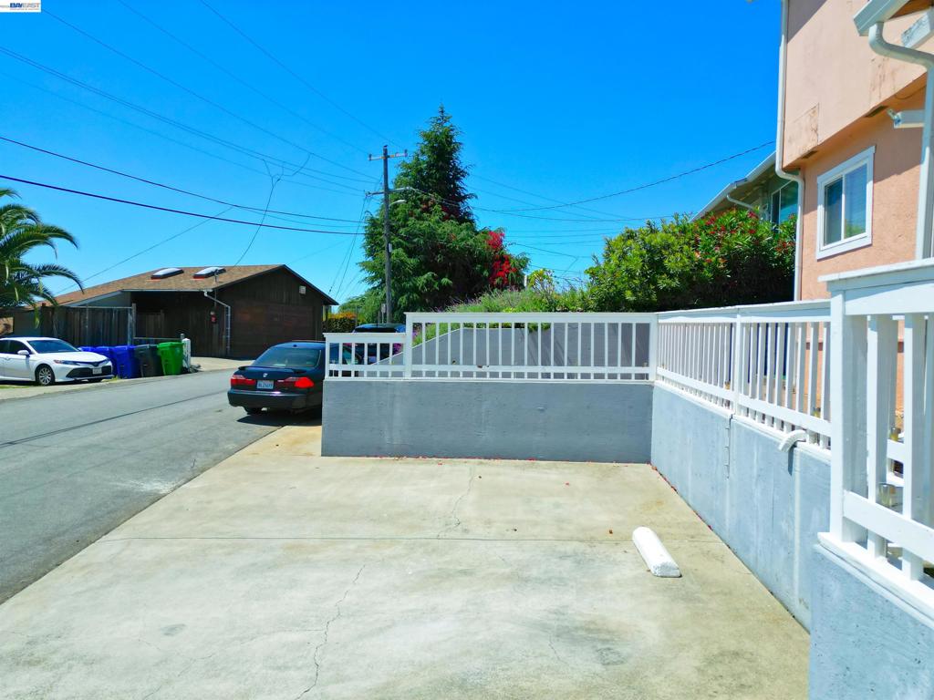 2082 Placer Drive Property Photo 5