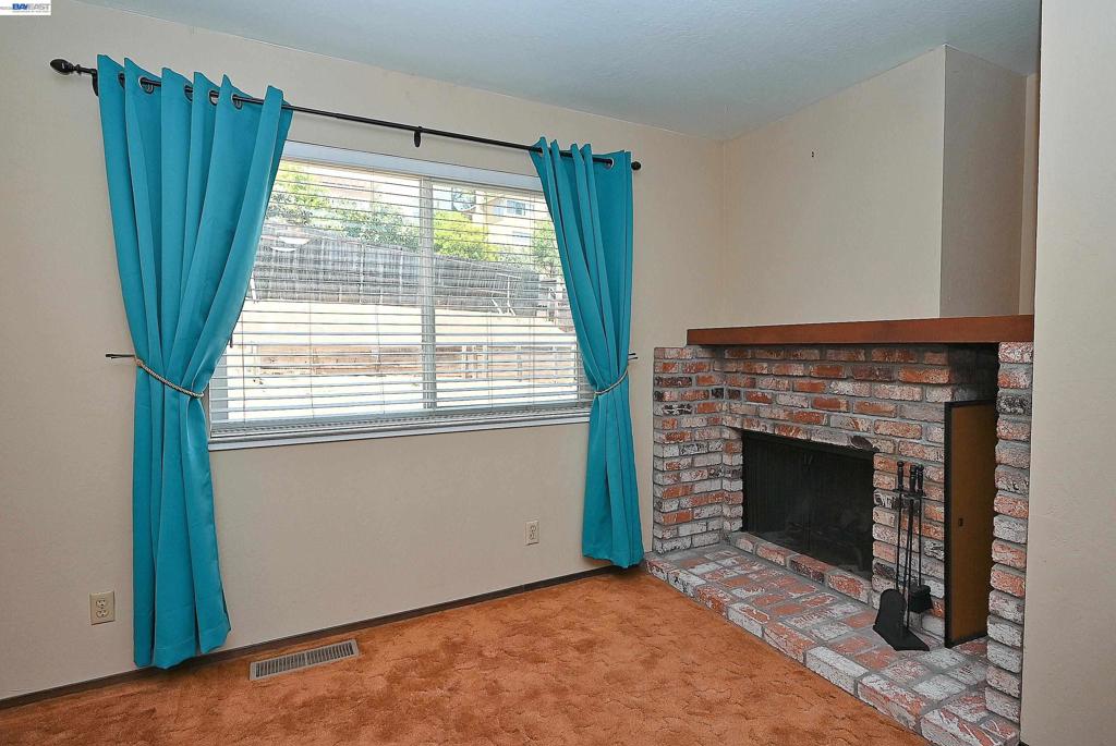 2082 Placer Drive Property Photo 28