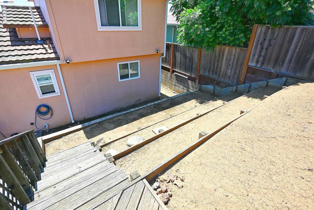 2082 Placer Drive Property Photo 37
