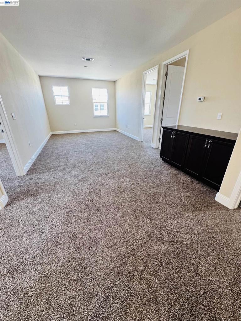 36 Greystone Pl Property Photo 12