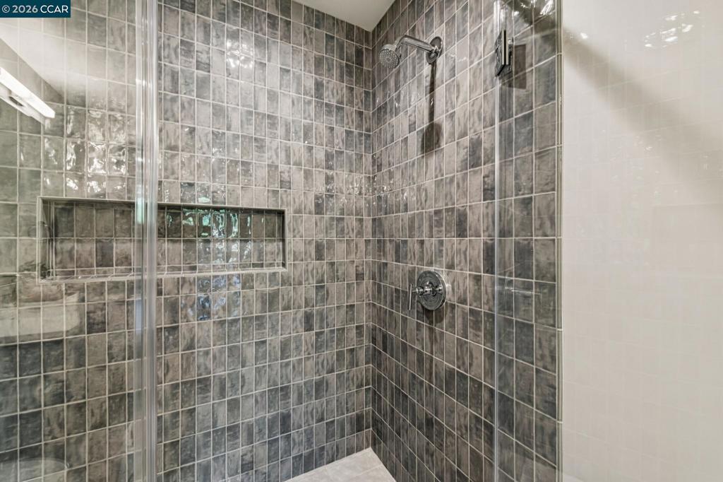 375 W El Pintado Rd 214 Property Photo 25