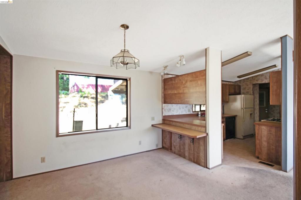 22681 Prospect Height Property Photo 29