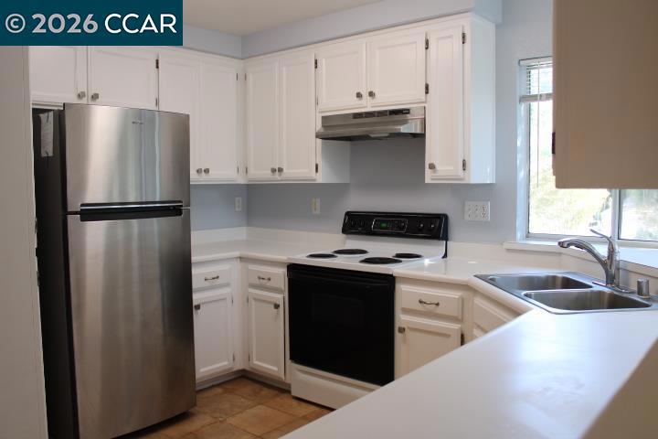 258 Napoli Ct Property Photo 5