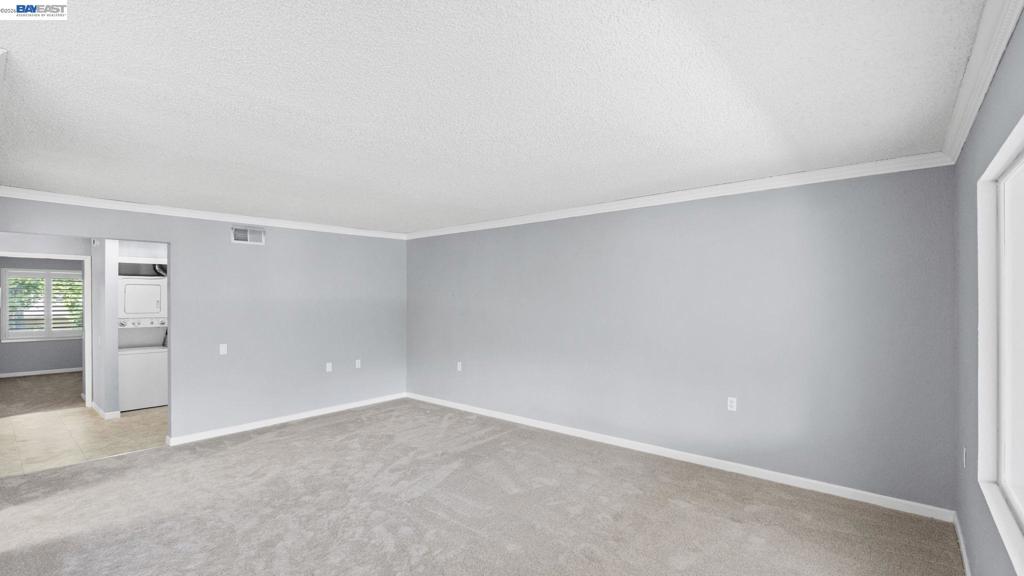 2128 Tice Creek Dr 3 Property Photo 5