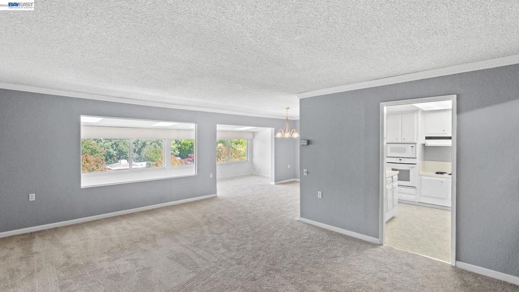 2128 Tice Creek Dr 3 Property Photo 6
