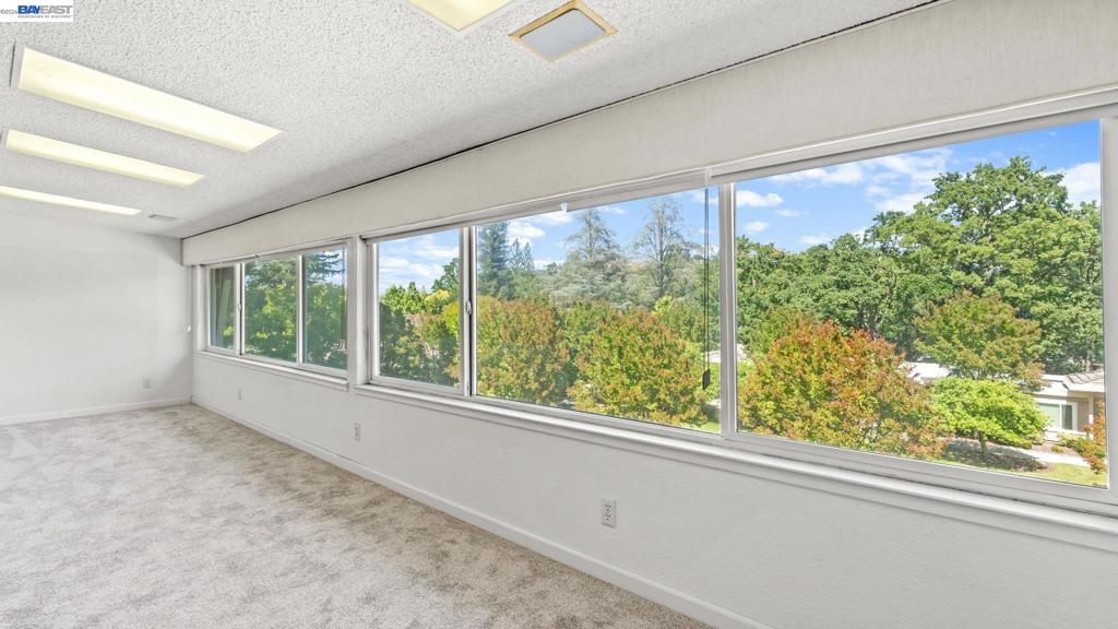 2128 Tice Creek Dr 3 Property Photo 17