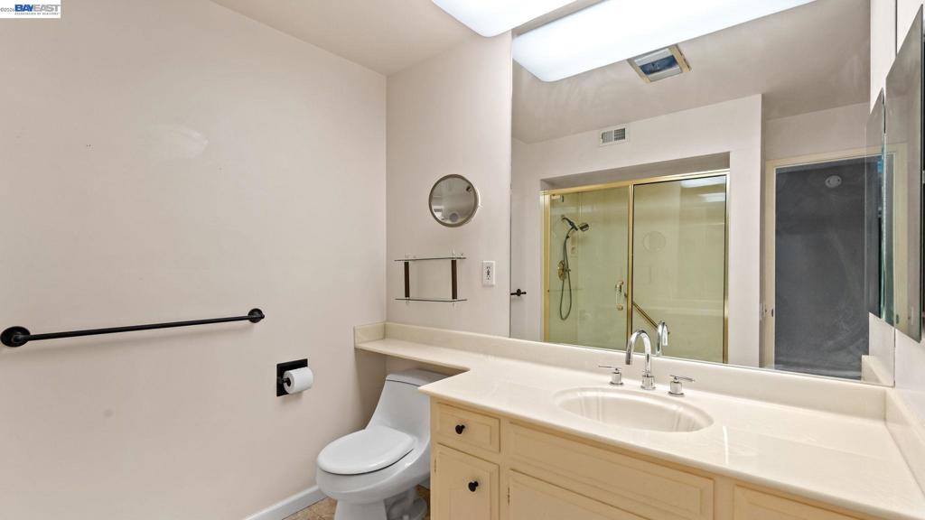 2128 Tice Creek Dr 3 Property Photo 23