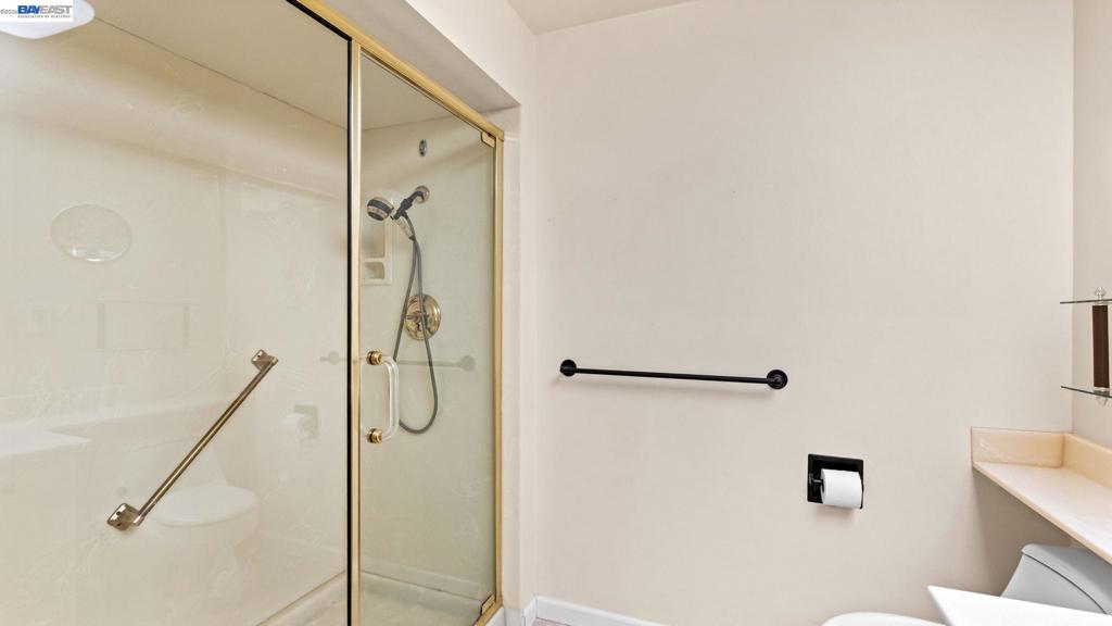 2128 Tice Creek Dr 3 Property Photo 24