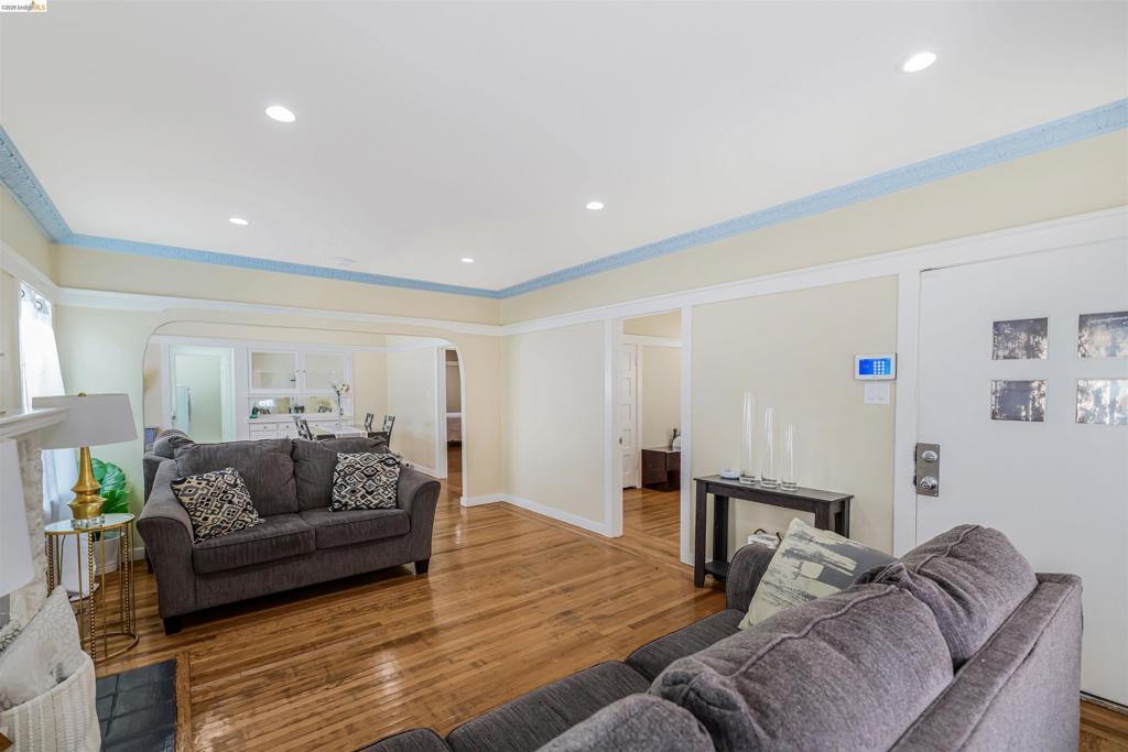 6007 San Pablo Ave Property Photo 4