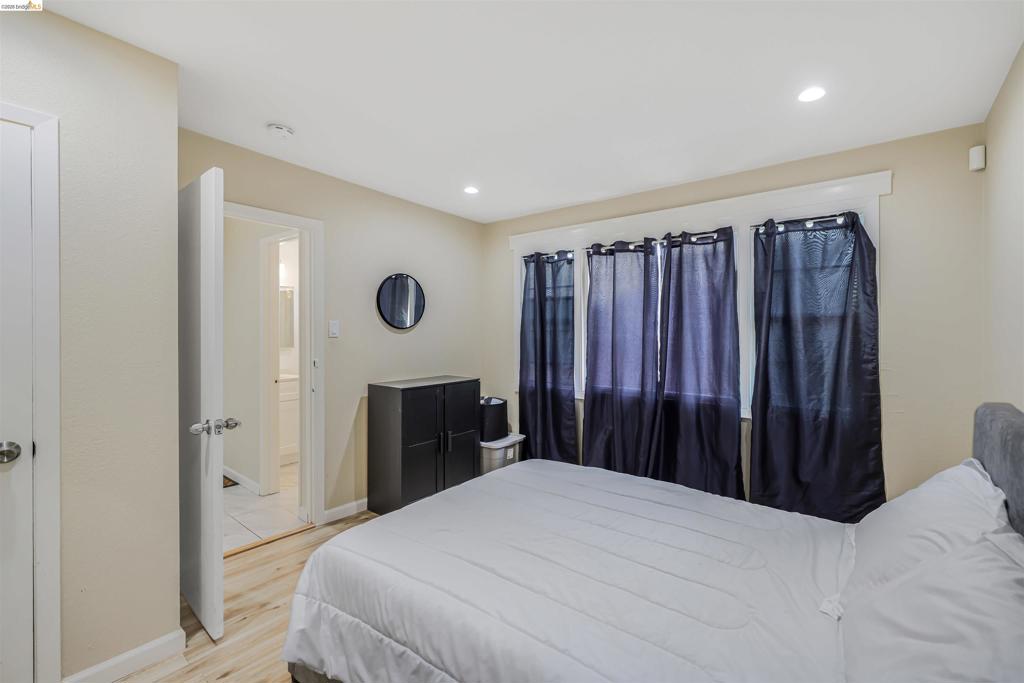 6007 San Pablo Ave Property Photo 27